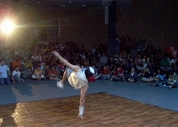 2. Hip-Hop-Battle 2. Hip-Hop-Battle
