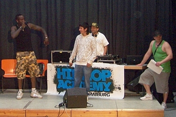 2. Hip-Hop-Battle 2. Hip-Hop-Battle