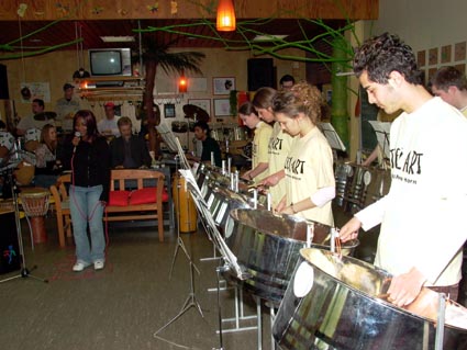 Unsere Steelband in Aktion