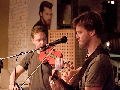 Nis & Tobi im Salon Frau Schmidt